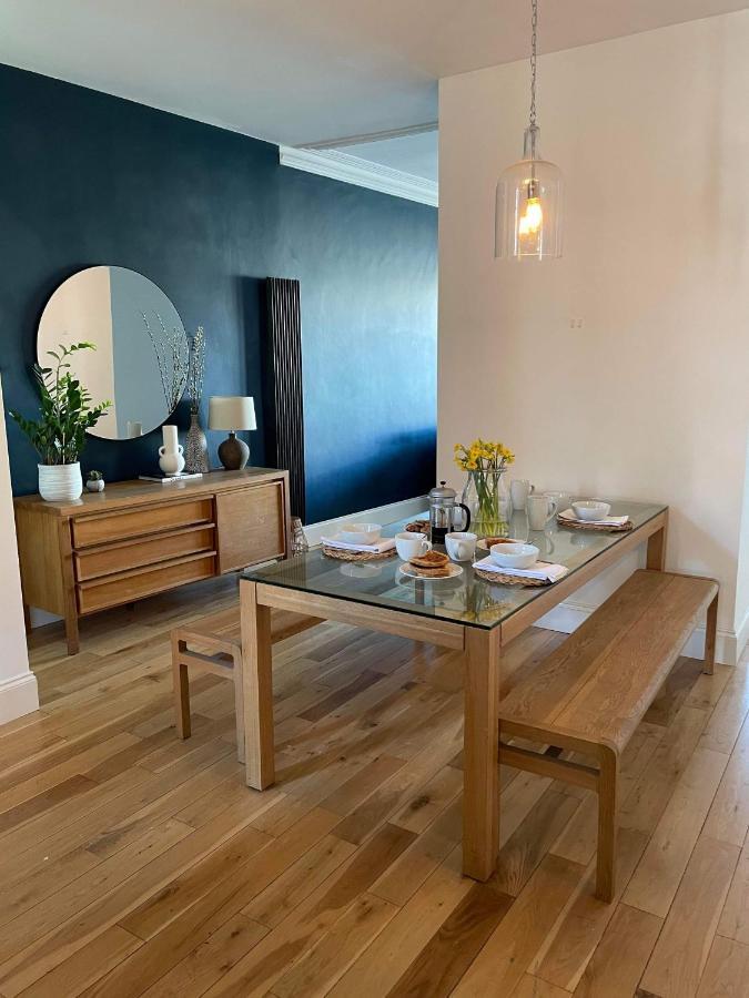 The Clock Tower Apartment - Spacious, Modern, 2 Bed Room Apartment , Southsea With Free Parking - Sleeps 4 Portsmouth Exteriér fotografie