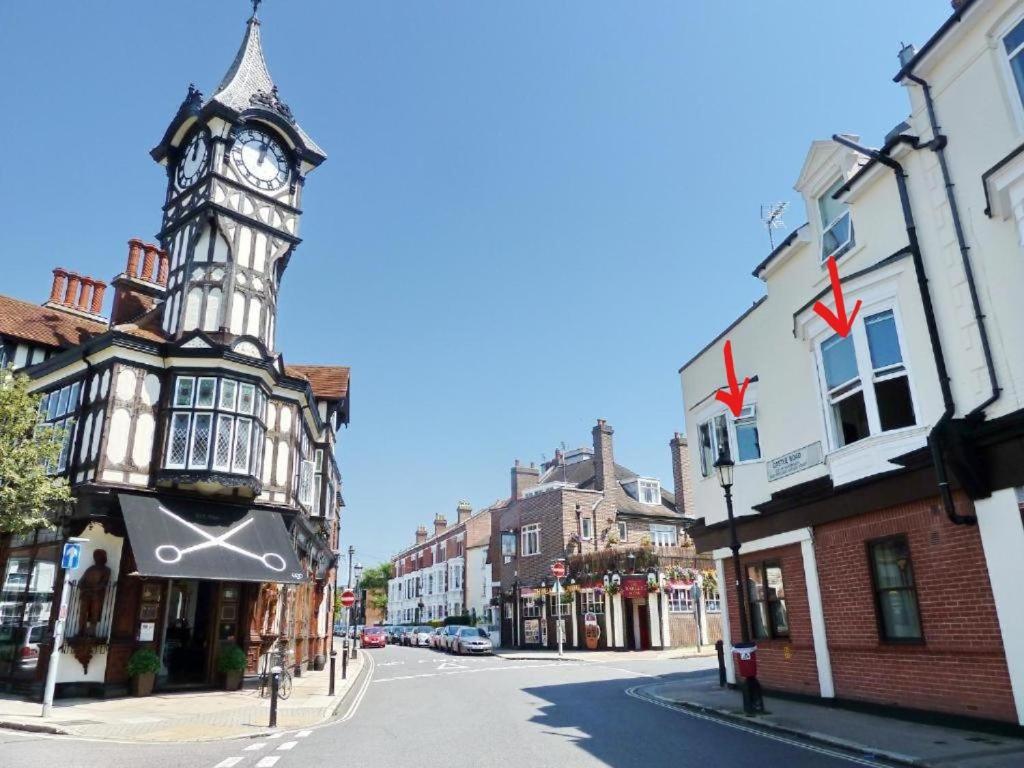 The Clock Tower Apartment - Spacious, Modern, 2 Bed Room Apartment , Southsea With Free Parking - Sleeps 4 Portsmouth Exteriér fotografie