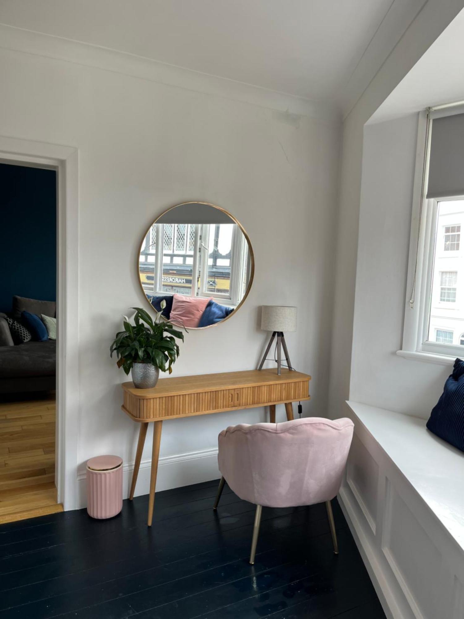 The Clock Tower Apartment - Spacious, Modern, 2 Bed Room Apartment , Southsea With Free Parking - Sleeps 4 Portsmouth Exteriér fotografie